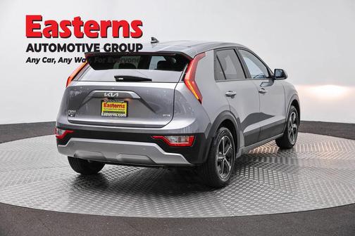 Steel Gray 2025 Kia Niro LX