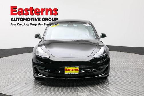 2022 Tesla Model 3 Standard Range