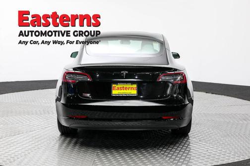 2022 Tesla Model 3 Standard Range