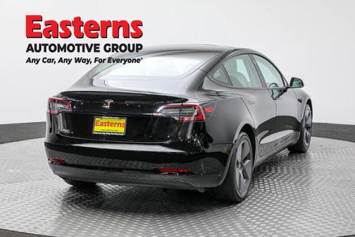 2022 Tesla Model 3 Standard Range