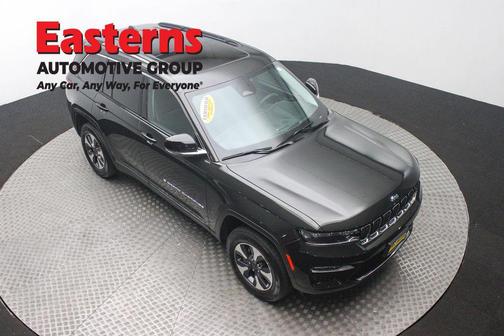 2023 Jeep Grand Cherokee 4xe Base
