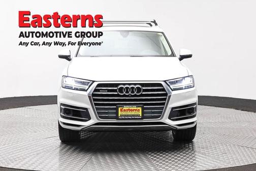 Carrara White 2019 Audi Q7 55 Prestige
