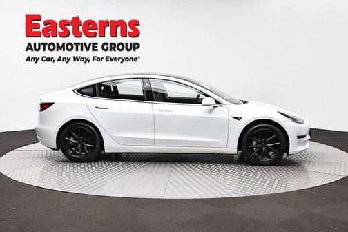 Pearl White Multi-Coat 2020 Tesla Model 3 Standard Range