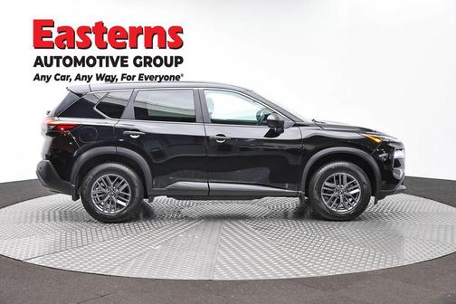 Super Black 2023 Nissan Rogue S