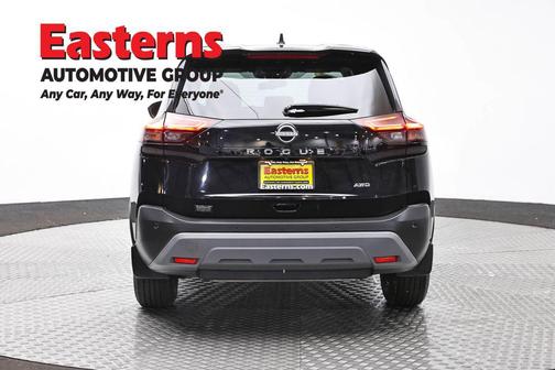 Super Black 2023 Nissan Rogue S