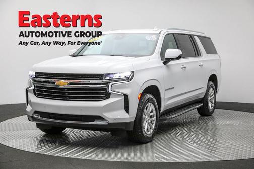 2023 Chevrolet Suburban LT