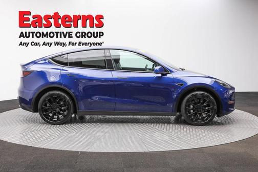 2022 Tesla Model Y Long Range Dual Motor All-Wheel Drive