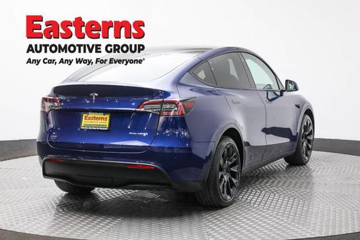 2022 Tesla Model Y Long Range Dual Motor All-Wheel Drive