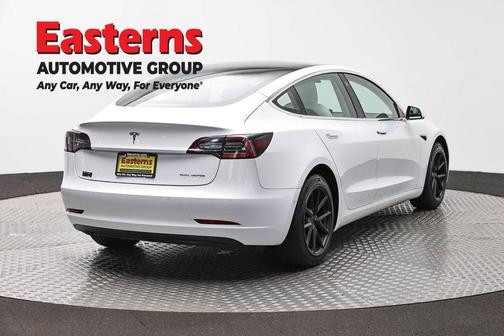 Pearl White Multi-Coat 2018 Tesla Model 3 Long Range