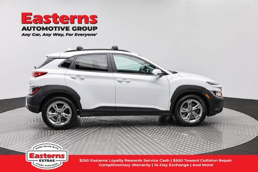 Lunar White 2023 Hyundai KONA SEL