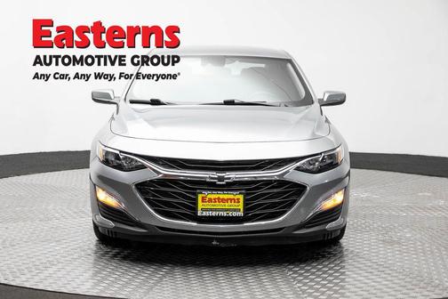 Sterling Gray Metallic 2023 Chevrolet Malibu FWD RS