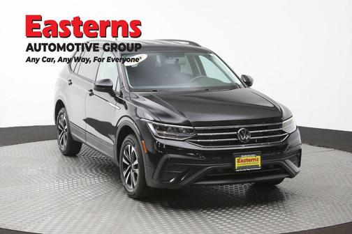 Deep Black 2022 Volkswagen Tiguan 2.0T S 4MOTION