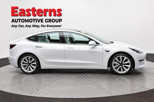Pearl White Multi-Coat 2019 Tesla Model 3 Long Range
