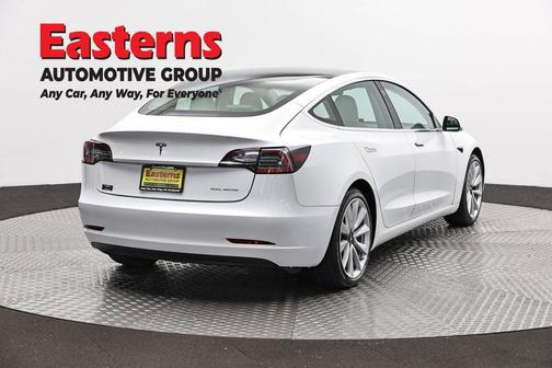 Pearl White Multi-Coat 2019 Tesla Model 3 Long Range
