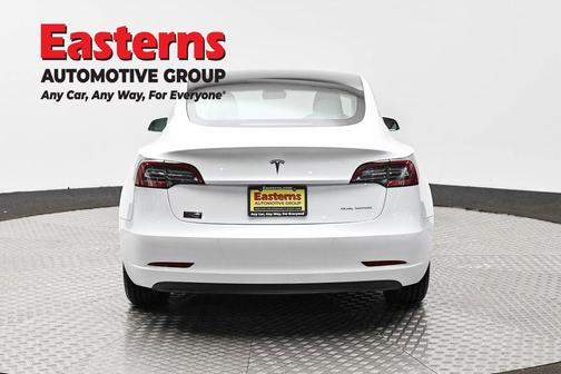 Pearl White Multi-Coat 2019 Tesla Model 3 Long Range