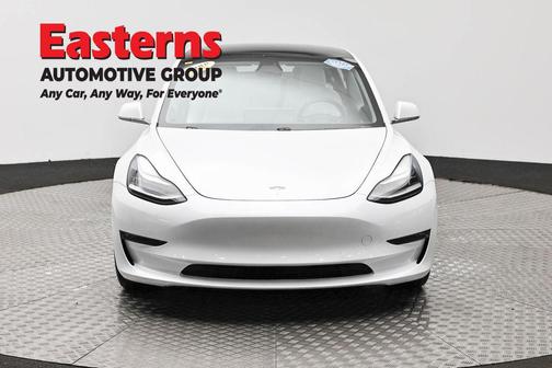 Pearl White Multi-Coat 2019 Tesla Model 3 Long Range