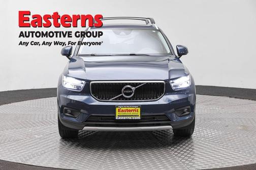 Thunder Grey Metallic 2021 Volvo XC40 T5 Momentum