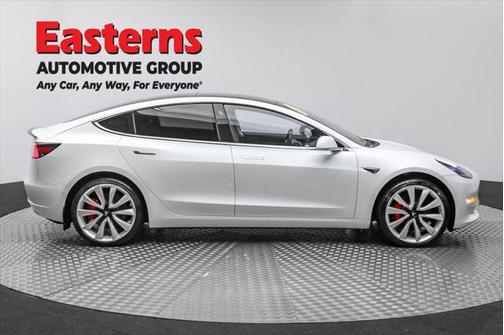 2019 Tesla Model 3 Performance
