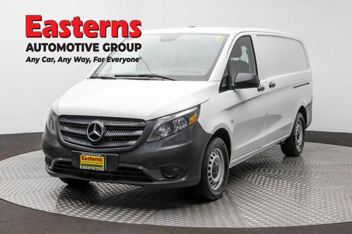 Arctic White 2022 Mercedes-Benz Metris Base