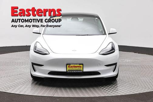 Pearl White Multi-Coat 2023 Tesla Model 3 Standard Range