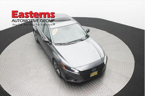 2023 Nissan Altima SR VC-Turbo FWD