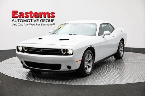 2022 Dodge Challenger SXT
