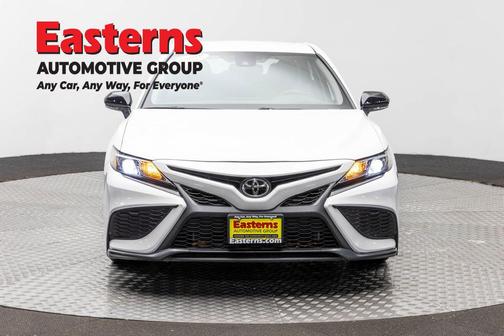 Ice Cap 2024 Toyota Camry SE