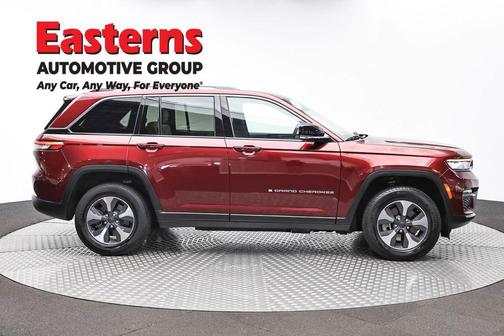 Velvet Red Pearlcoat 2022 Jeep Grand Cherokee 4xe Base