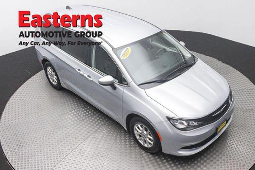 Silver Mist Clearcoat 2023 Chrysler Voyager LX