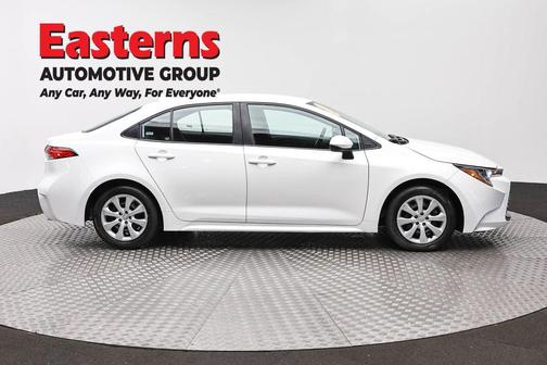 Ice Cap 2024 Toyota Corolla LE