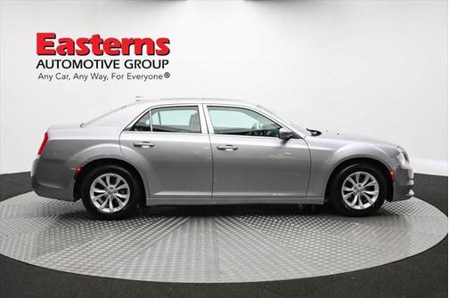 2016 Chrysler 300 S