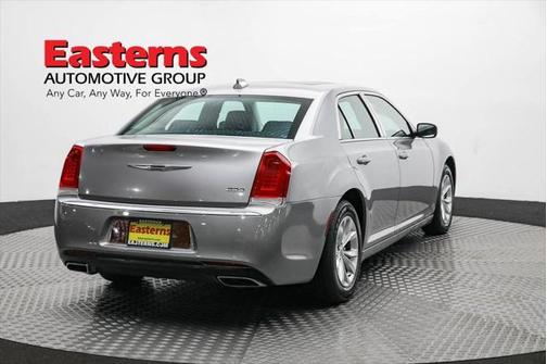 2016 Chrysler 300 S