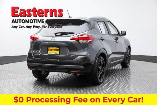 Gun Metallic 2020 Nissan Kicks SR