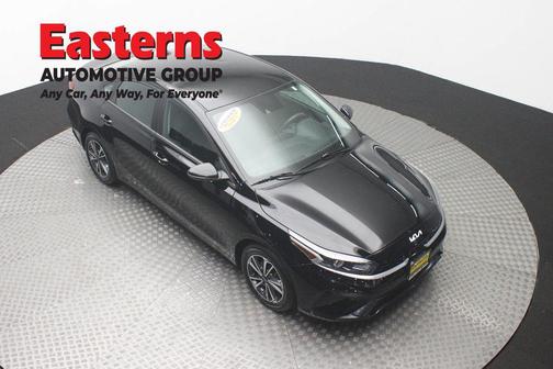Aurora Black 2023 Kia Forte LXS