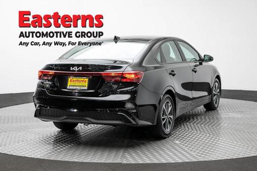 Aurora Black 2023 Kia Forte LXS
