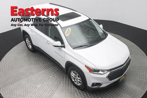 Summit White 2020 Chevrolet Traverse LT Cloth