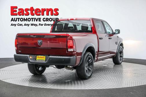 2024 RAM 1500 Classic Warlock Crew Cab 4x2 5'7' Box