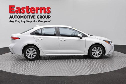 Ice Cap 2024 Toyota Corolla LE