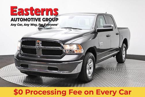 Granite Crystal Metallic Clearcoat 2023 RAM 1500 Classic SLT