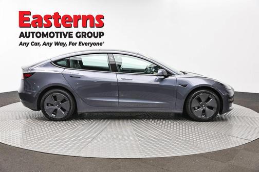 2022 Tesla Model 3 Standard Range