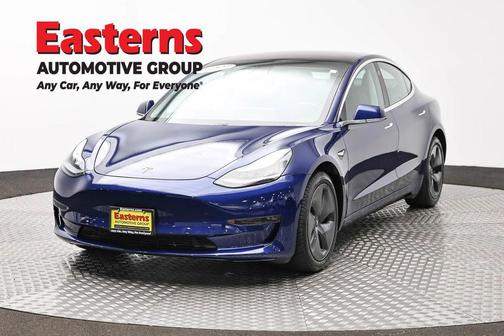 Deep Blue Metallic 2018 Tesla Model 3 Long Range