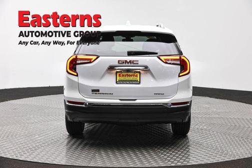Summit White 2024 GMC Terrain SLT