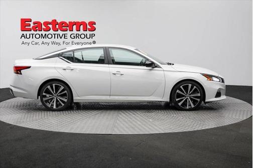 2020 Nissan Altima SR FWD