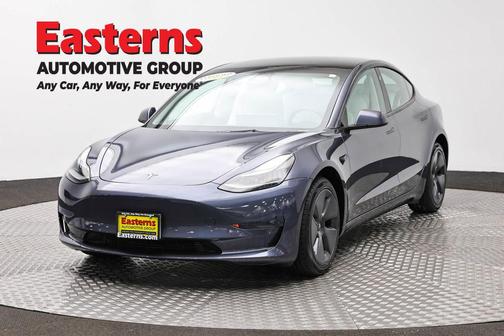 Gray 2023 Tesla Model 3 Standard Range