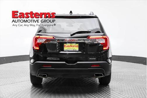 2023 GMC Acadia AWD SLT