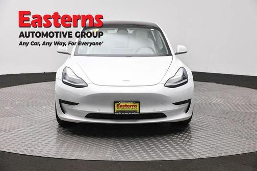 Pearl White Multi-Coat 2018 Tesla Model 3 Performance