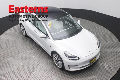 Pearl White Multi-Coat 2018 Tesla Model 3 Performance