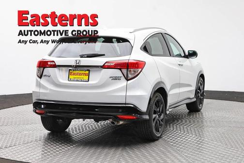 Platinum White Pearl 2022 Honda HR-V AWD Sport