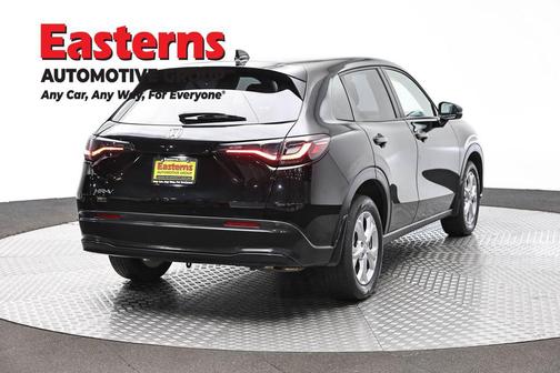 Crystal Black Pearl 2024 Honda HR-V LX