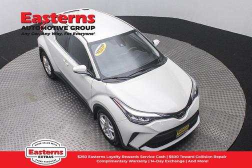 Blizzard Pearl 2021 Toyota C-HR LE